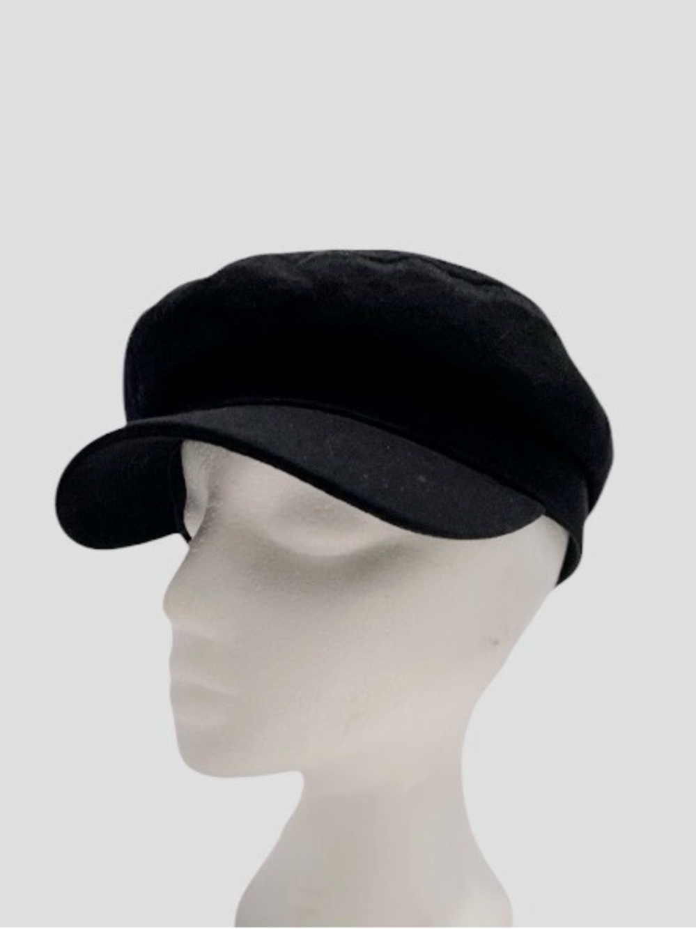 NWOT Winter 💯 %Cotton Black Solid Beret Cap Size OS